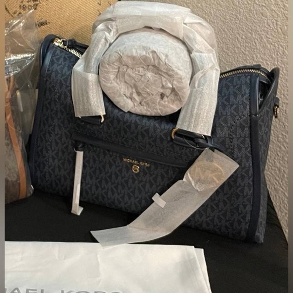 NWT Michael Kors Large Satchel Purse